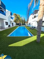 Haus in Lo Pagán. Bungalows renovados con piscina comunitaria, en la provincia de