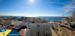 Àtic a Las Piscinas Naturales. Renovados áticos de lujo con terraza, en la provincia de alicant