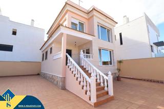 Chalet in Villamartín-Las Filipinas