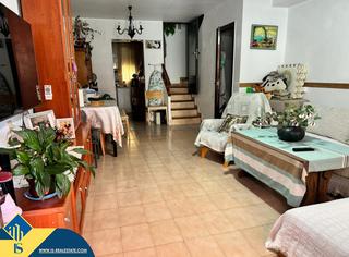 Duplex à Playa de los Náufragos. Apartamento dúplex con terraza en playa de los náufragos, provin