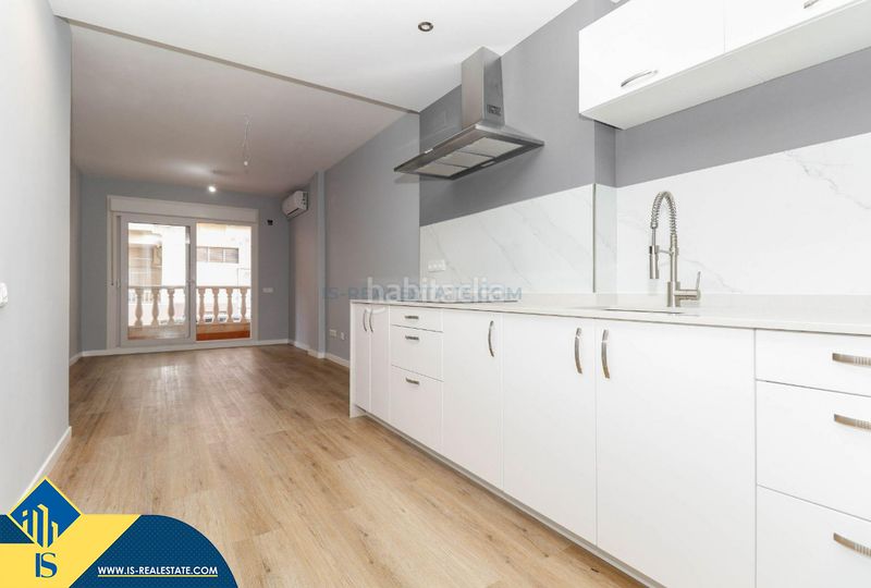 Foto 79c8c0ec-6429-4c4b-8d6f-7e4f1cc0284c. Apartament amb calefacció a Gaspar Perelló Torrevieja