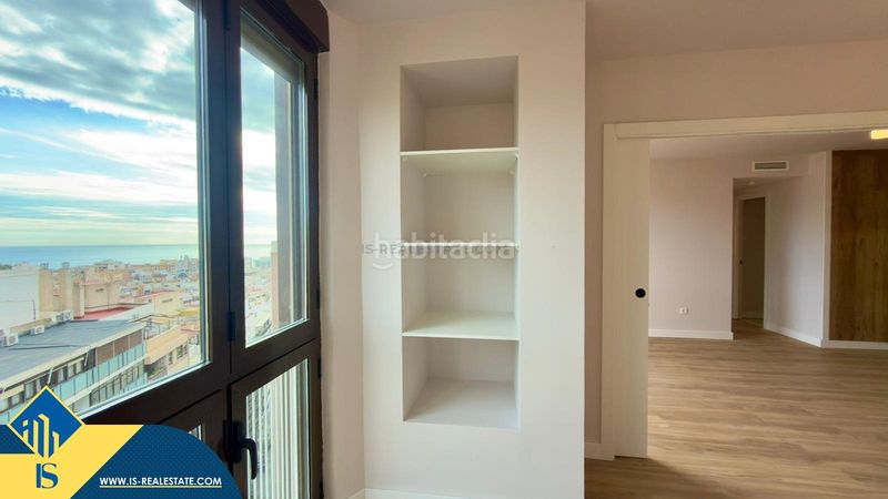 Foto 2c7e7e2c-22f0-4c08-9be2-d1d1da0b948d. Piso apartamento reformado con terraza, en la provincia , en la ciudad . 3 habitaciones | 77 m² | a 600 metros de en Alicante