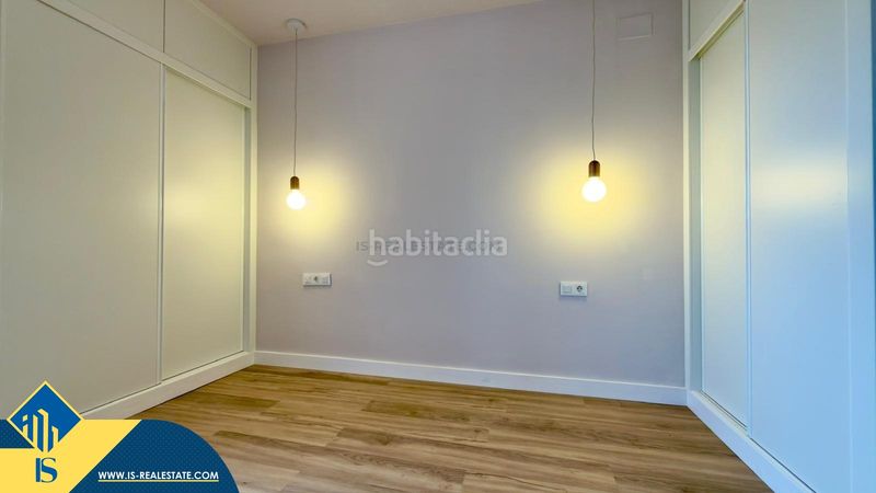 Foto 45c246b1-449d-4ca0-abdd-bc22858cc96c. Piso apartamento reformado con terraza, en la provincia , en la ciudad . 3 habitaciones | 77 m² | a 600 metros de en Alicante