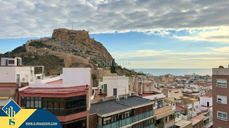 Foto 5c76d34a-5c50-481b-b2bf-8bf988a5906e. Piso apartamento reformado con terraza, en la provincia , en la ciudad . 3 habitaciones | 77 m² | a 600 metros de en Alicante