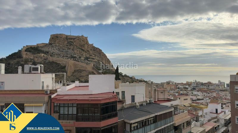 Foto 71f43a50-f0ee-462b-bcd9-2afddb8ede5b. Piso apartamento reformado con terraza, en la provincia , en la ciudad . 3 habitaciones | 77 m² | a 600 metros de en Alicante
