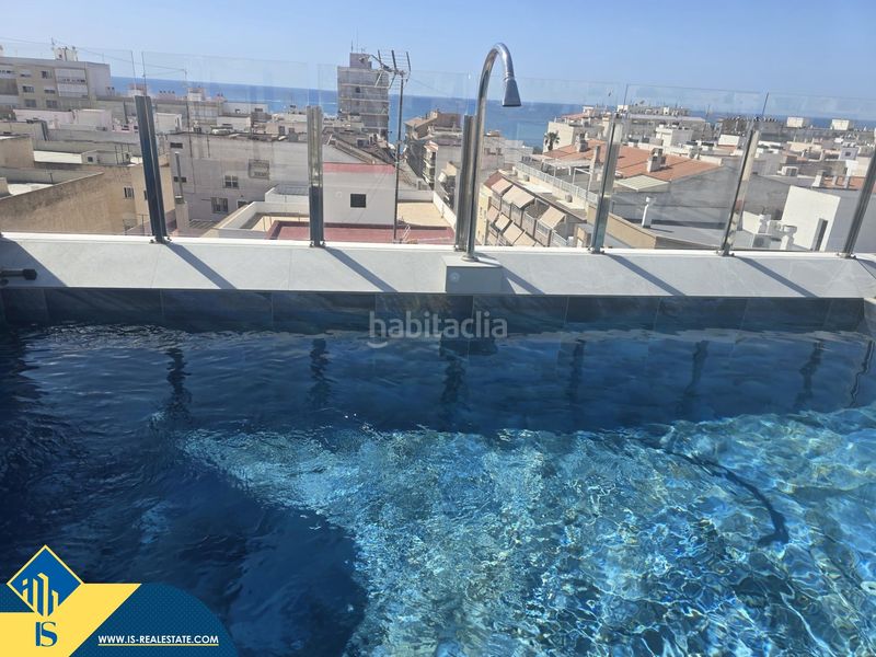 Foto b3e56e89-fb13-4a31-a6a8-3c6ba2d5371e. Pis amb piscina a Las Piscinas Naturales Torrevieja