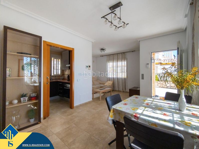 Foto 489d85a9-93e9-4758-971d-728ff9010c17. Casa amb calefacció a Torreblanca Torrevieja