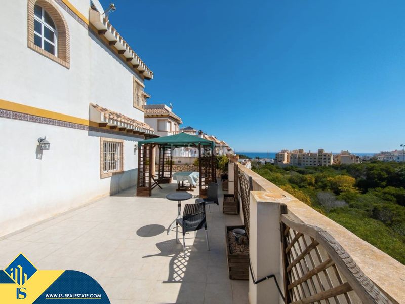 Foto a4ab7b26-b372-4666-8487-fc7c1d7eb620. Casa amb calefacció a Torreblanca Torrevieja