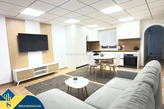 Apartamento en Zona Playa del Cura. Apartamento reformado cerca del mar, en la provincia de alicante