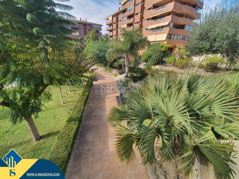 Foto ff4936ac-657d-4721-8cfc-e4d75987aba6. Pis amb aparcament piscina a Vistahermosa Alicante