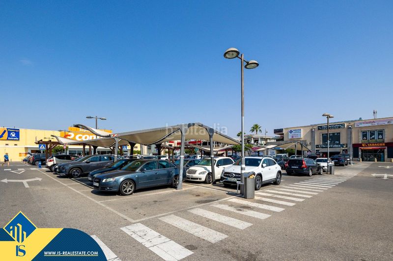 Foto 0c3cbb8d-9867-44f4-85f8-c9dabc1cc12b. Chalet mit parking in Los Almendros Orihuela