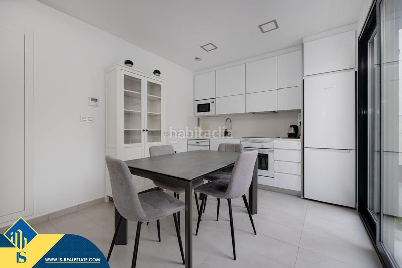 Foto 542a83c9-74df-4566-b165-a0a6f96f280a. Chalet mit parking in Los Almendros Orihuela