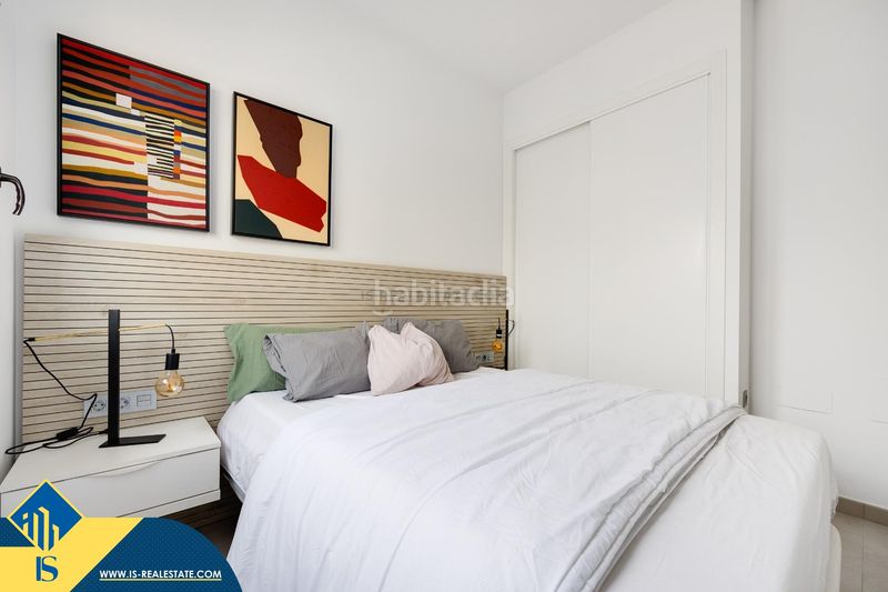 Foto c14a0e96-7dd9-43e3-b241-45fe992290ed. Chalet mit parking in Los Almendros Orihuela