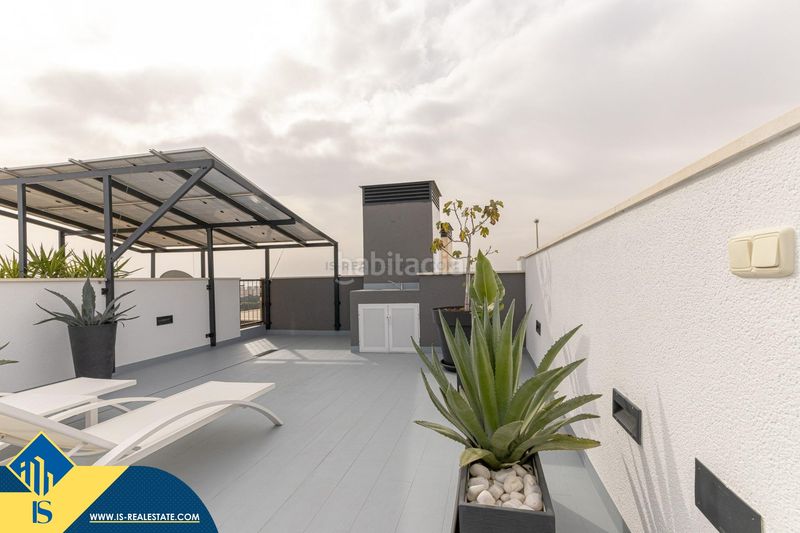 Foto bae53371-bbbe-4c4b-8d18-37d3bd72286f. Pis amb aparcament a Lomas de Cabo Roig - Los Dolses Orihuela