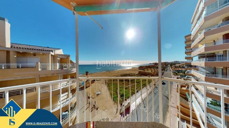 Foto 01f45d55-e043-428d-bc92-5781ff498b10. Àtic a Gaspar Perelló Torrevieja