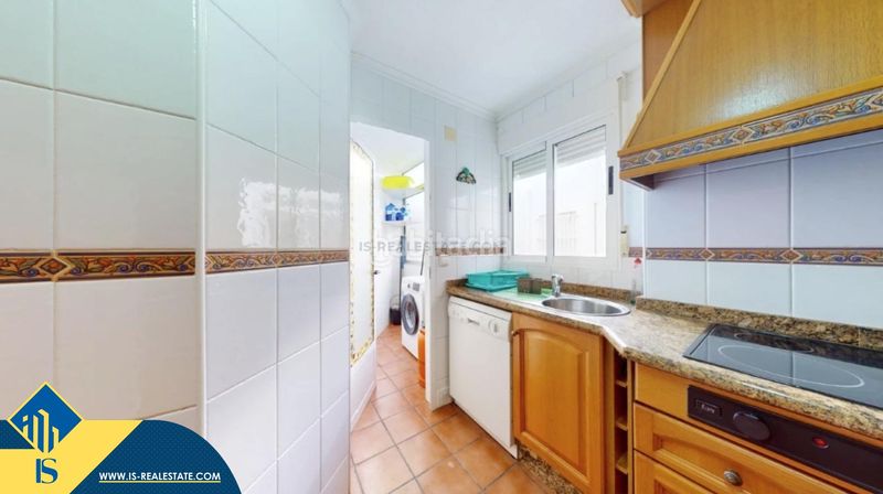 Foto ade96e1a-714b-46c6-ad9c-e016261637bc. Àtic a Gaspar Perelló Torrevieja