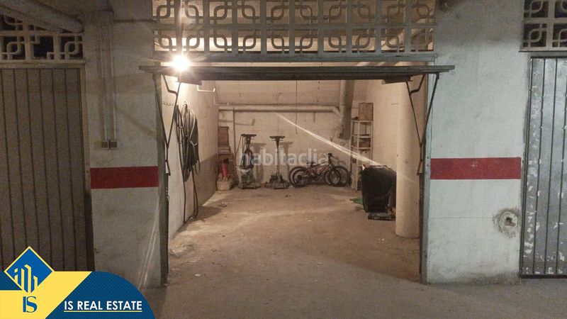 Foto 140ffce0-de88-4e4a-be9e-aaf8777b5252. Aparcament cotxe a Avenida Habaneras - Curva de Palangre Torrevieja