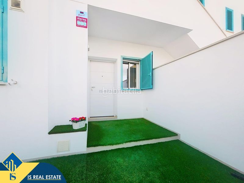 Foto e54a6b4e-127f-4ba0-8d32-a09861e9f9e8. Dúplex amb aparcament piscina a El Mojón Pilar de la Horadada