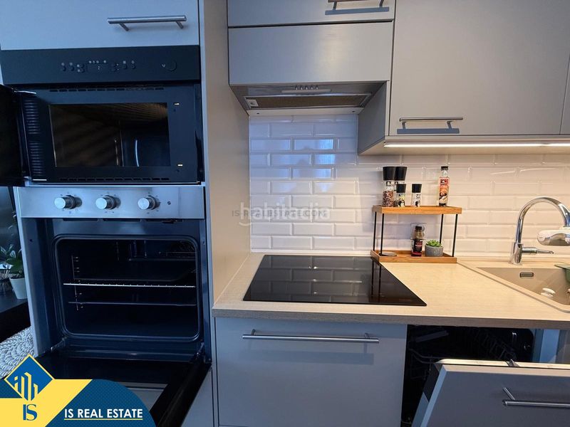 Foto ac0c1300-f291-4a34-b942-a2b7e3010571. Dúplex amb piscina a nueva Torrevieja Torrevieja