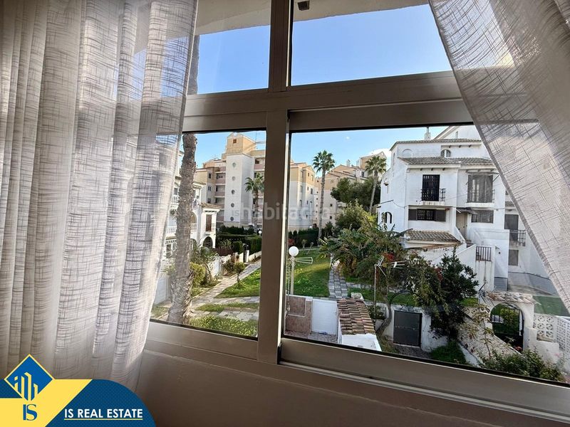 Foto f943dfbe-4c93-4bbc-a70a-b11435bf4725. Dúplex amb piscina a nueva Torrevieja Torrevieja