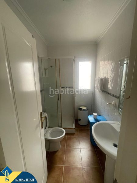 Foto 66b73651-cef6-4171-86d5-fa10f265d93c. Casa amb piscina a Aguas Nuevas Torrevieja