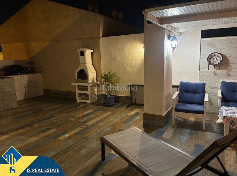 Foto 3a2af20e-e1e4-4162-b974-8fcb74129cd3. Àtic amb calefacció aparcament piscina a nueva Torrevieja Torrevieja