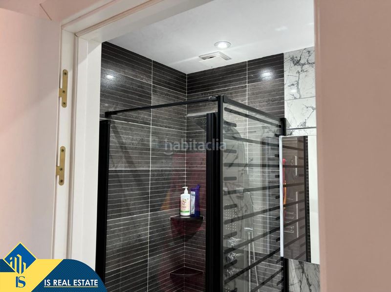 Foto 542897b5-2e09-4783-8b10-054021e35862. Àtic amb calefacció aparcament piscina a nueva Torrevieja Torrevieja