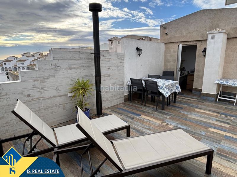 Foto ca7684ab-27fa-4ca1-9dd3-9d666b537bd5. Àtic amb calefacció aparcament piscina a nueva Torrevieja Torrevieja