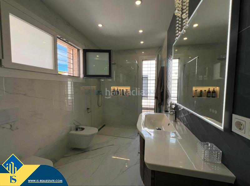 Foto 2dd25cbe-41b4-4bab-b10f-03daf3aef5c1. Xalet amb aparcament a Cañada del Molino Torrevieja