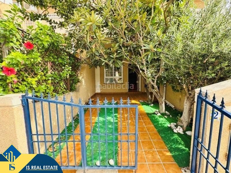 Foto 113c7ed4-9ab5-442e-9eb3-3d6fcb6b483f. Casa amb aparcament piscina a Aguas Nuevas Torrevieja