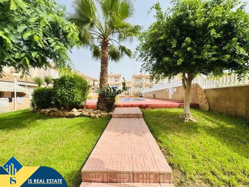 Foto 48ddc36d-3977-48f0-a644-d728f2ff398c. Casa amb aparcament piscina a Aguas Nuevas Torrevieja