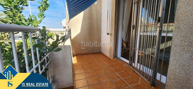 Foto 9deeee75-7f6b-4bf2-8e8e-212112b4ceb7. Casa amb aparcament piscina a Aguas Nuevas Torrevieja