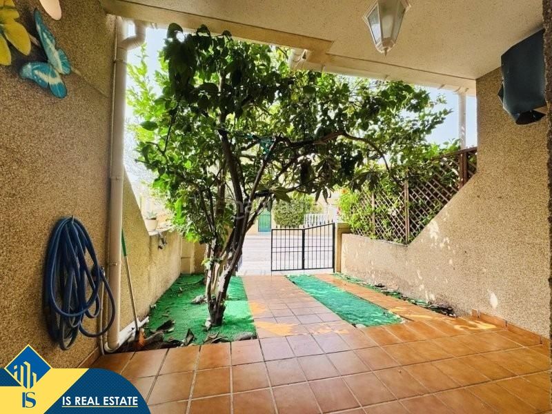 Foto a6820a17-bd0a-43e4-aae8-7482b02ff1c7. Casa amb aparcament piscina a Aguas Nuevas Torrevieja