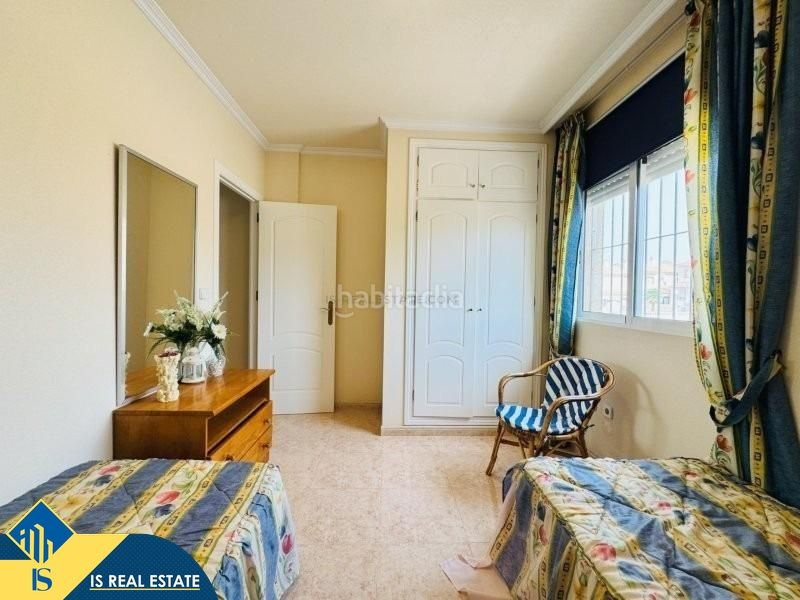 Foto b307fe4a-64fe-44dd-873a-6b903c3a9ff8. Casa amb aparcament piscina a Aguas Nuevas Torrevieja