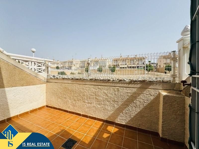 Foto c7321407-abdd-4993-a5f6-0bf0a7b576c0. Casa amb aparcament piscina a Aguas Nuevas Torrevieja