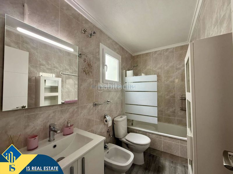 Foto 11502a86-c504-4a50-a6b4-cbb9c2802eb6. Apartamento  reformado con terraza , alicante, en la zona de playa del cura. 1 dormitorio | 48 m² | 250 metros del mar en Torrevieja