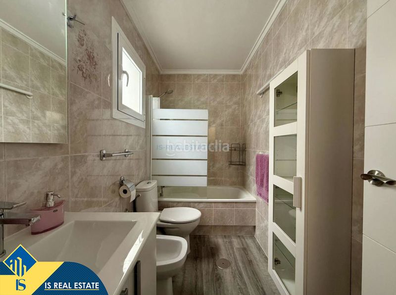Foto 8ae6ce84-6cce-4e69-a41d-f715d6db3803. Apartamento  reformado con terraza , alicante, en la zona de playa del cura. 1 dormitorio | 48 m² | 250 metros del mar en Torrevieja