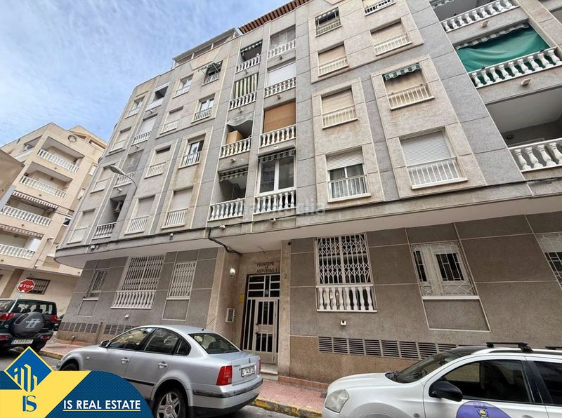Foto c10cafce-9f1d-467c-81c3-d3dfb9dccd8b. Apartamento  reformado con terraza , alicante, en la zona de playa del cura. 1 dormitorio | 48 m² | 250 metros del mar en Torrevieja