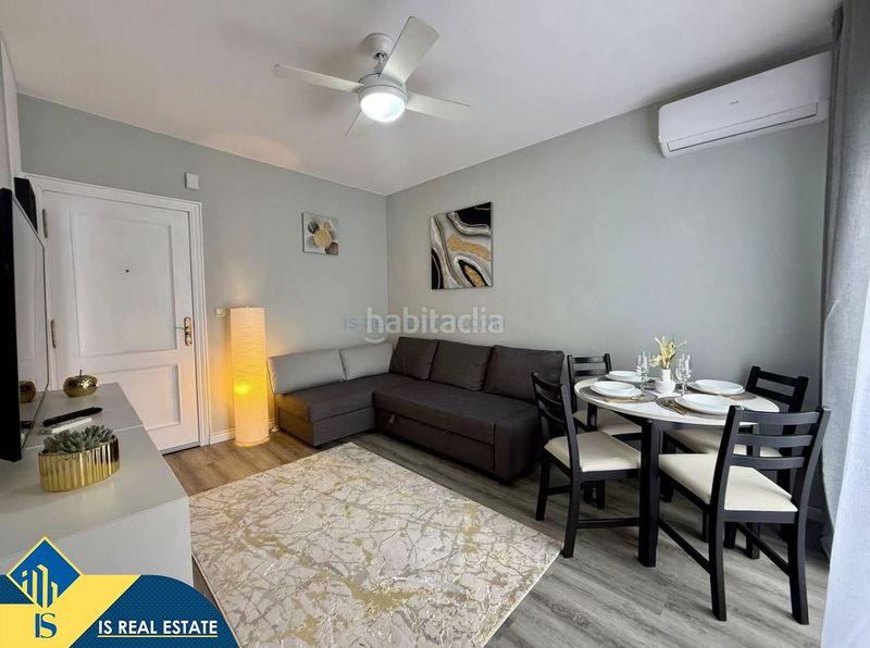 Foto f47209a2-6434-49d7-98d7-254f229e95c2. Apartamento  reformado con terraza , alicante, en la zona de playa del cura. 1 dormitorio | 48 m² | 250 metros del mar en Torrevieja