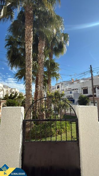Foto 40fb068a-fafd-47dd-be68-c90046877a11. Casa amb aparcament piscina a Aguas Nuevas Torrevieja