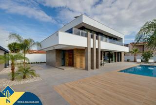 Chalet en Rojales. Villa con piscina privada en orihuela costa, provincia de alican