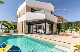 Haus in La Florida. Casas en construcción en orihuela costa, provincia de alicante.