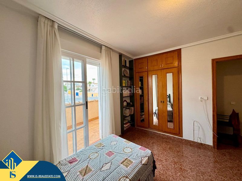 Foto 5a2cccf4-c2b5-4cb6-881c-6728f425c554. Chalet mit pool in Los Balcones-Los Altos Torrevieja