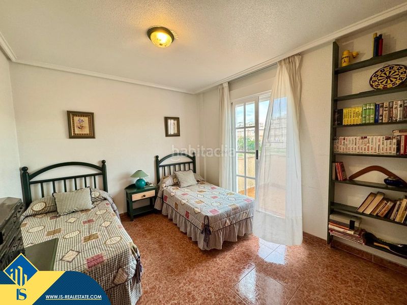 Foto 81bf4799-10f2-4e54-93bb-ea433a6bdeb0. Chalet mit pool in Los Balcones-Los Altos Torrevieja