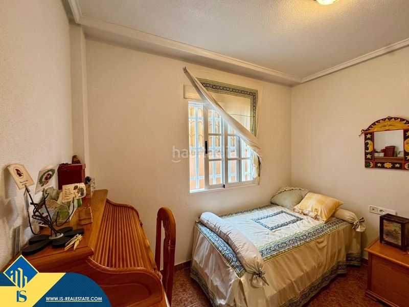Foto 972c3d61-4c09-4e5b-a847-41d7784f1ece. Chalet mit pool in Los Balcones-Los Altos Torrevieja
