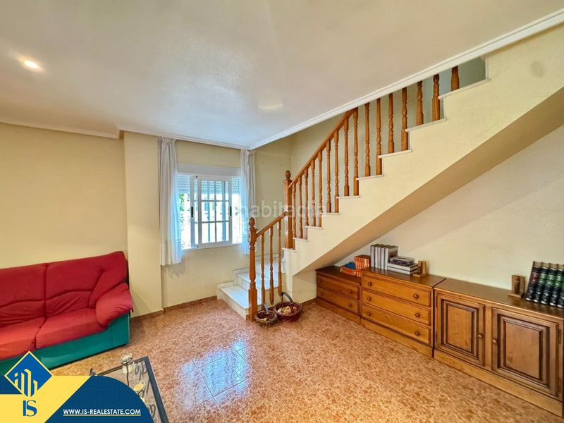 Foto b6af120a-051c-4fdc-9db7-c66bf2e48e79. Chalet mit pool in Los Balcones-Los Altos Torrevieja