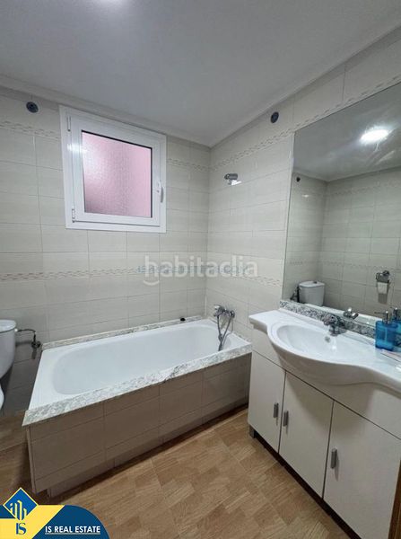 Foto 8ee0bad2-f62f-4e1c-843b-f3f24490788b. Apartamento  con terraza, en la provincia de alicante, en la ciudad , en el barrio de playa dEl Acequión. 2 habitacion en Torrevieja