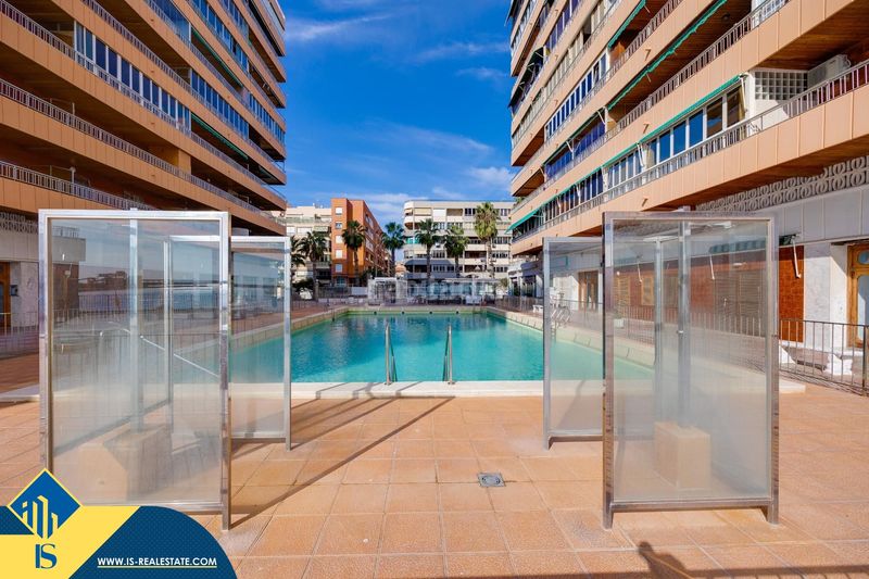 Foto 82c88ca7-e522-4849-969a-9bd3f0fd57f1. Pis amb piscina a El Acequión Torrevieja