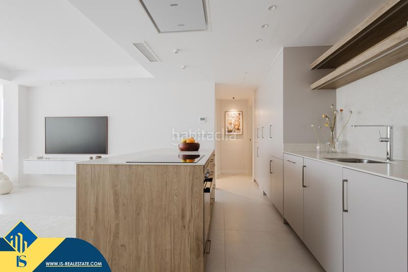 Foto f4adc82f-f059-4f01-b9cc-ac61101e5b6c. Pis amb piscina a El Acequión Torrevieja
