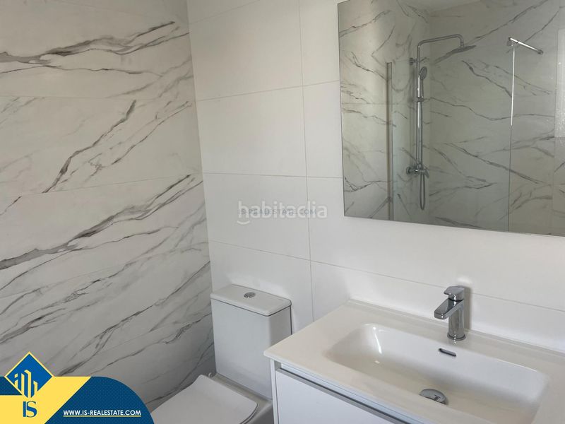 Foto a6b2f1f6-8c3d-41f9-be9c-5099c6541cfe. Casa a Cabo Roig Orihuela